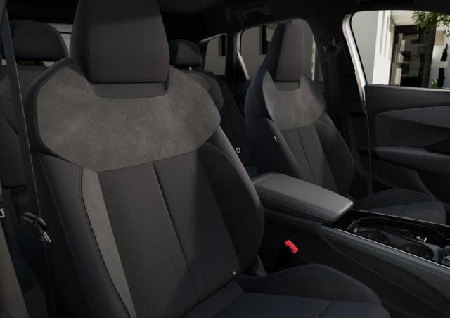 Audi Q3 S line neuesMod 2xS Tech+ Pano LED+ KlimaP 19Z 