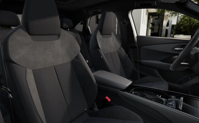 Audi Q3 Sportback neuesMod 2xS line Tech LED+ PrivG 