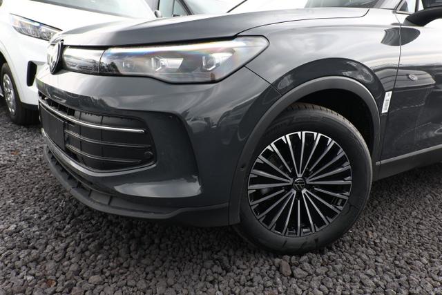 Volkswagen Tiguan DSG LED+ Pano Nav 5JGar IQ.DRIVE 18Z SHZ 