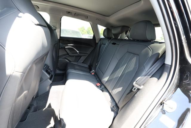 Audi Q5 S line TDI 204 Tech Pano PrivG VirCo+ eHK 19Z 