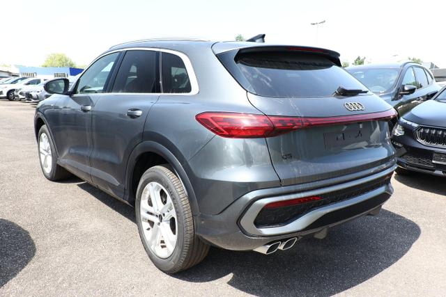 Audi Q5 S line TDI 204 Tech Pano PrivG VirCo+ eHK 19Z 