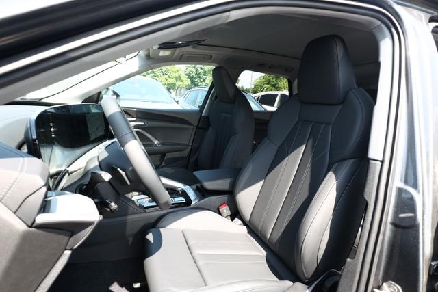 Audi Q5 S line TDI 204 Tech Pano PrivG VirCo+ eHK 19Z 