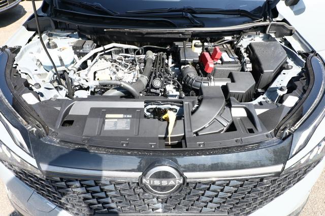 Nissan Qashqai Tekna AT Pano HUD eHk SHZ ACC 19"LM Nav 