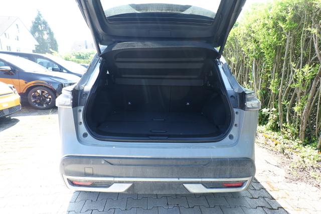 Nissan Qashqai Tekna AT Pano HUD eHk SHZ ACC 19"LM Nav 