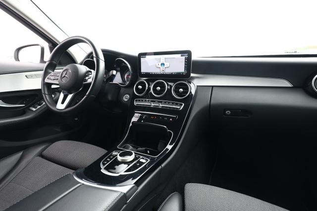 Mercedes-Benz C-Klasse AVANTGARDE C 200 d T 9G-Tronic LED Nav SHZ eHk 
