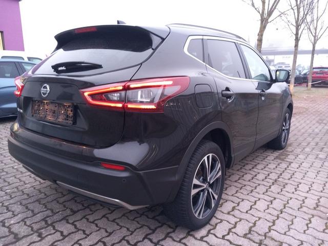 Nissan Qashqai Zama 1.3 DIG-T 160 DCT Pano Kam360&deg; Nav 