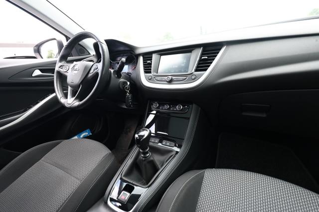 Opel Grandland X Edition 1.2 Turbo 130 Pano PDC Kam 