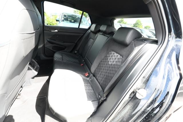 Golf R-Line VIII 1.5 TSI 150 LED ACC KeyL LM18Z 