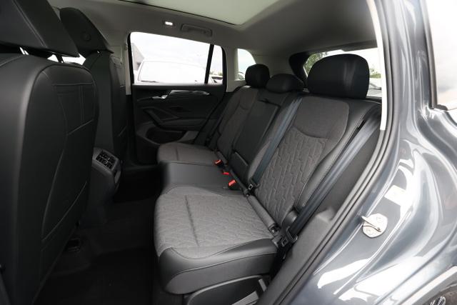 Tiguan DSG LED+ Pano IQ.DRIVE 5JGar. LM18Z SHZ 