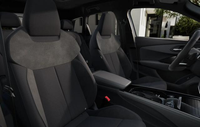 Audi Q3 S line TFSI 150 tronic 2xS neuModell Nav Tech 
