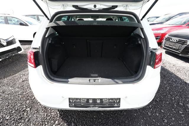 Volkswagen Golf IQ.DRIVE VII 1.5 TSI 150 DSG StandH LED Kam 