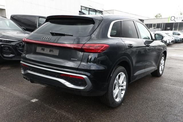 Audi Q5 S line TDI 204 Tech Pano PrivG VirCo+ eHK 19Z 