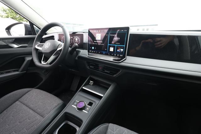 Volkswagen Tiguan DSG LED+ Pano 5JGar IQ.DRIVE LM18Z SHZ 