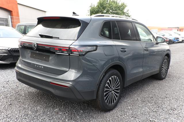 Volkswagen Tiguan DSG LED+ Pano Nav 5JGar IQ.DRIVE LM18Z 