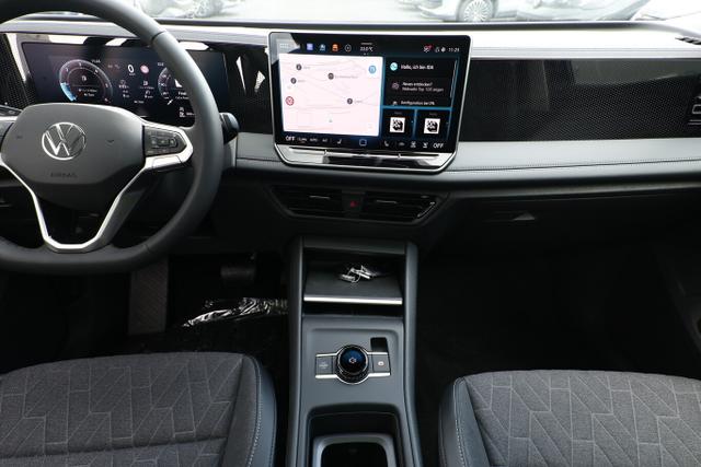 Volkswagen Tiguan DSG LED+ Pano Nav 5JGar IQ.DRIVE LM18Z 