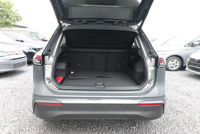 Volkswagen Tiguan DSG LED+ Pano Nav 5JGar IQ.DRIVE LM18Z 