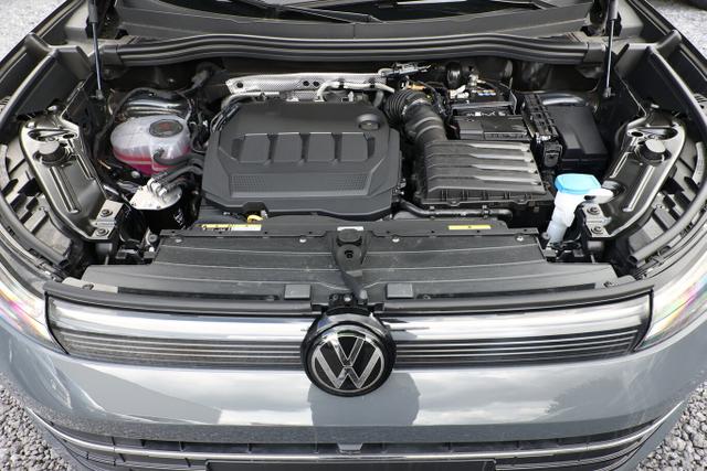 Volkswagen Tiguan DSG LED+ Pano Nav 5JGar IQ.DRIVE LM18Z 