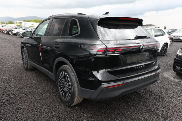 Volkswagen Tiguan DSG LED+ Pano IQ.DRIVE 5JGar. LM18Z SHZ 
