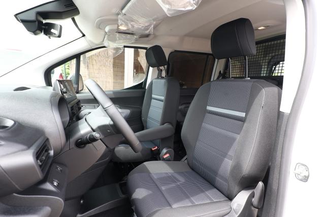 Fiat Doblo Kombi N1 Klimaaut PrivG LED 3xIso CarP Tem 
