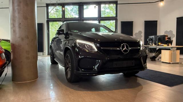 Mercedes-Benz GLE SUV AMG Line 350 d 4Matic Pano Nappa Harman 21Z 