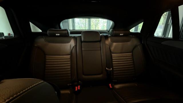 Mercedes-Benz GLE SUV AMG Line 350 d 4Matic Pano Nappa Harman 21Z 