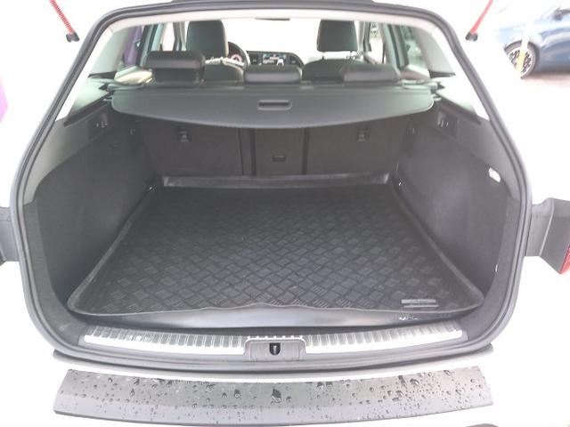 Seat Leon Sportstourer FR ST 2.0 TSI 190 DSG LED ViCo Pano Nav 18Z 