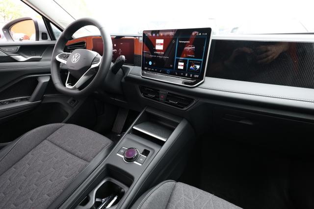 Volkswagen Tiguan DSG LED+ 5JGar IQ.DRIVE 18Z SHZ Keyl ACC 