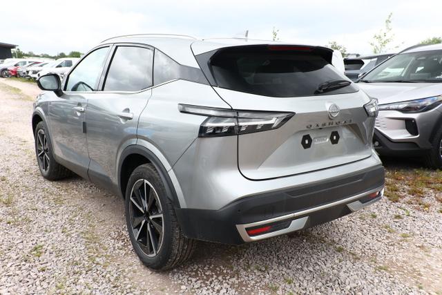 Nissan Qashqai Tekna AT Pano HUD eHk SHZ ACC 19"LM Nav 