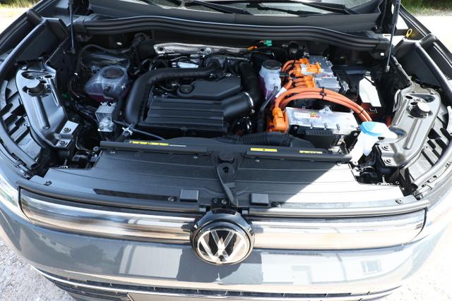 Volkswagen Tiguan PHEV 5JGarantie IQ.Drive LED+ DCC SHZ 