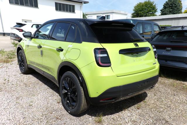 Fiat 600 Sport Hybrid Nav SHZ ACC Kam Keyl PDC PrivG 