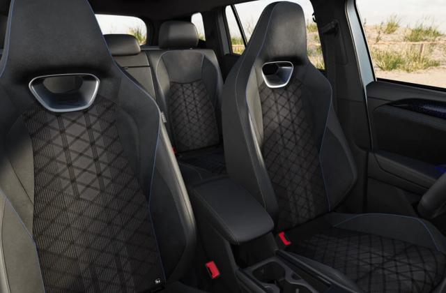Volkswagen Tayron R-Line PHEV Matrix 5JGar IqDrive+20Z DCC+ 