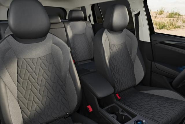 Volkswagen Tayron LIFE LED+ 5JGar IQ.DRIVE SHZ eHK ParkAs+ KeyL 