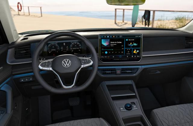 Volkswagen Tayron LIFE LED+ 5JGar IQ.DRIVE SHZ eHK ParkAs+ KeyL 