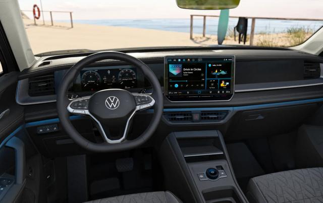 Volkswagen Tayron LIFE LED+ 5JGar IQ.DRIVE SHZ eHK ParkAs+ KeyL 