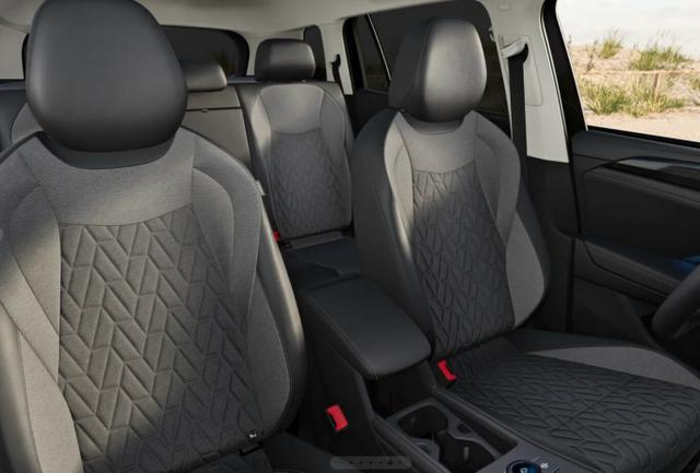 Volkswagen Tayron LIFE PHEV LED+ AHK 5JGar IQ.DRIVE SHZ ParkAs+ 