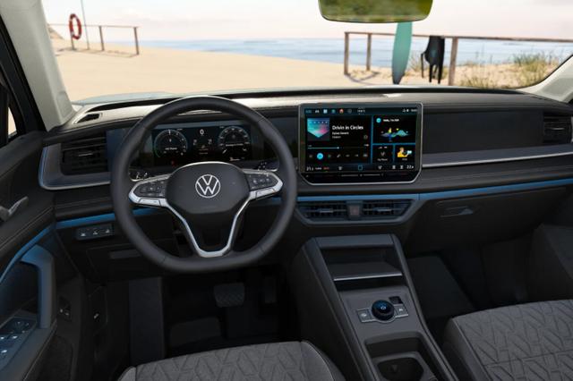 Volkswagen Tayron LIFE PHEV Pano AHK LED+ 5JGar IQ.DRIVE SHZ eHK 