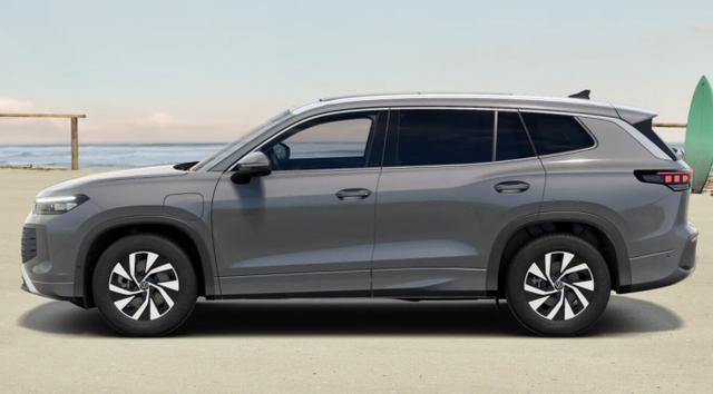 Volkswagen Tayron LIFE PHEV Pano LED+5JGar IqDrive SHZ eHK PrivG 