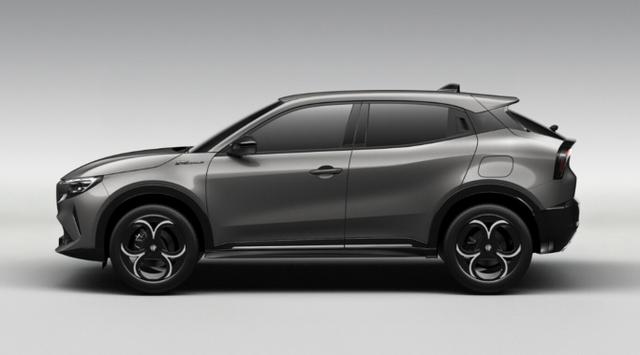 Alfa Romeo Junior Ibrida Sport Speciale TechP Matrix 18"LM 