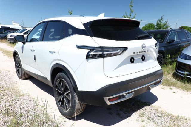Qashqai Tekna AT Pano HUD eHk SHZ ACC 19"LM Nav 