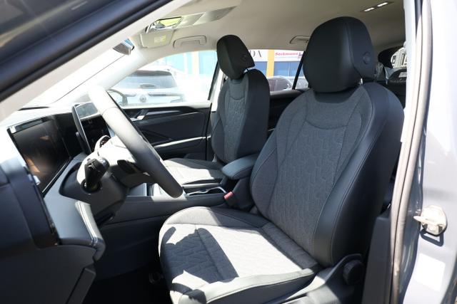 Volkswagen Tiguan DSG LED+ IQ.DRIVE 5JGar SHZ Keyl 17Z ACC 