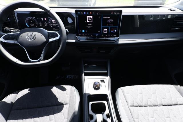 Volkswagen Tiguan DSG LED+ IQ.DRIVE 5JGar SHZ Keyl 17Z ACC 