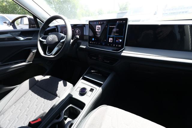 Volkswagen Tiguan DSG LED+ IQ.DRIVE 5JGar SHZ Keyl 17Z ACC 