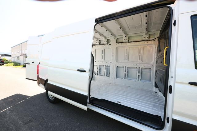 Volkswagen Crafter 35 L4H3 AT8 3S AHK Temp AppCo 2xPDC 