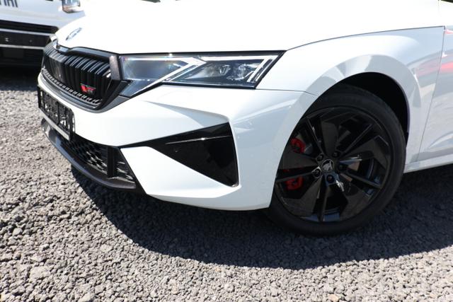 Skoda Octavia Combi RS Pano AHK 360&deg; DCC Matrix Nav 