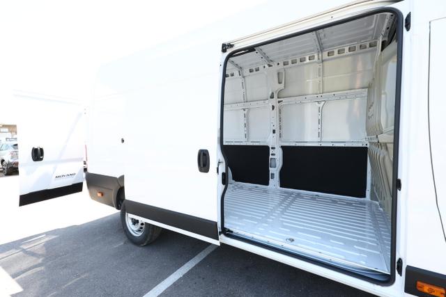 Opel Movano 35+ AT8 L4H3 AppleC NSW Kam 270&deg; 