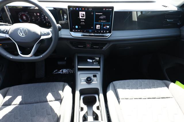Volkswagen Tiguan DSG LED+ IQ.DRIVE SHZ 5JGar. Keyl 17Z ACC 