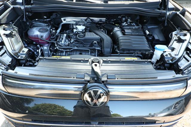 Volkswagen Tiguan DSG LED+ IQ.DRIVE SHZ 5JGar. Keyl 17Z ACC 