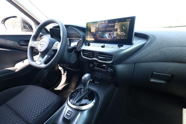 Nissan Juke Hybrid Acenta KomfortP SHZ LED Kam CarP BT 