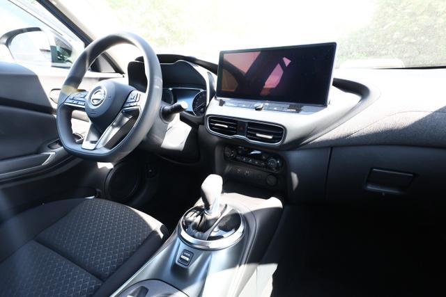 Nissan Juke Hybrid Acenta KomfortP SHZ LED Kam CarP BT 