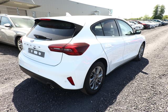 Ford Focus Titanium X ACC Nav LED Kam TotW KeyFree 
